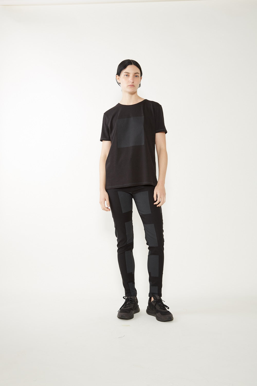 Polera Abstracto Negro